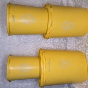 Tupperware: 4 Container Set with Lids